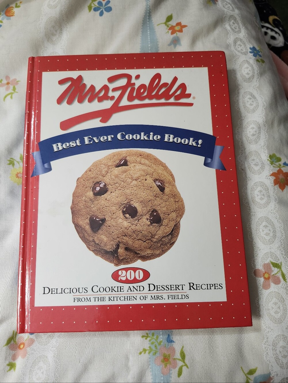 "Mrs. Fields Best Ever Cookie Book" Hardcover Cookbook